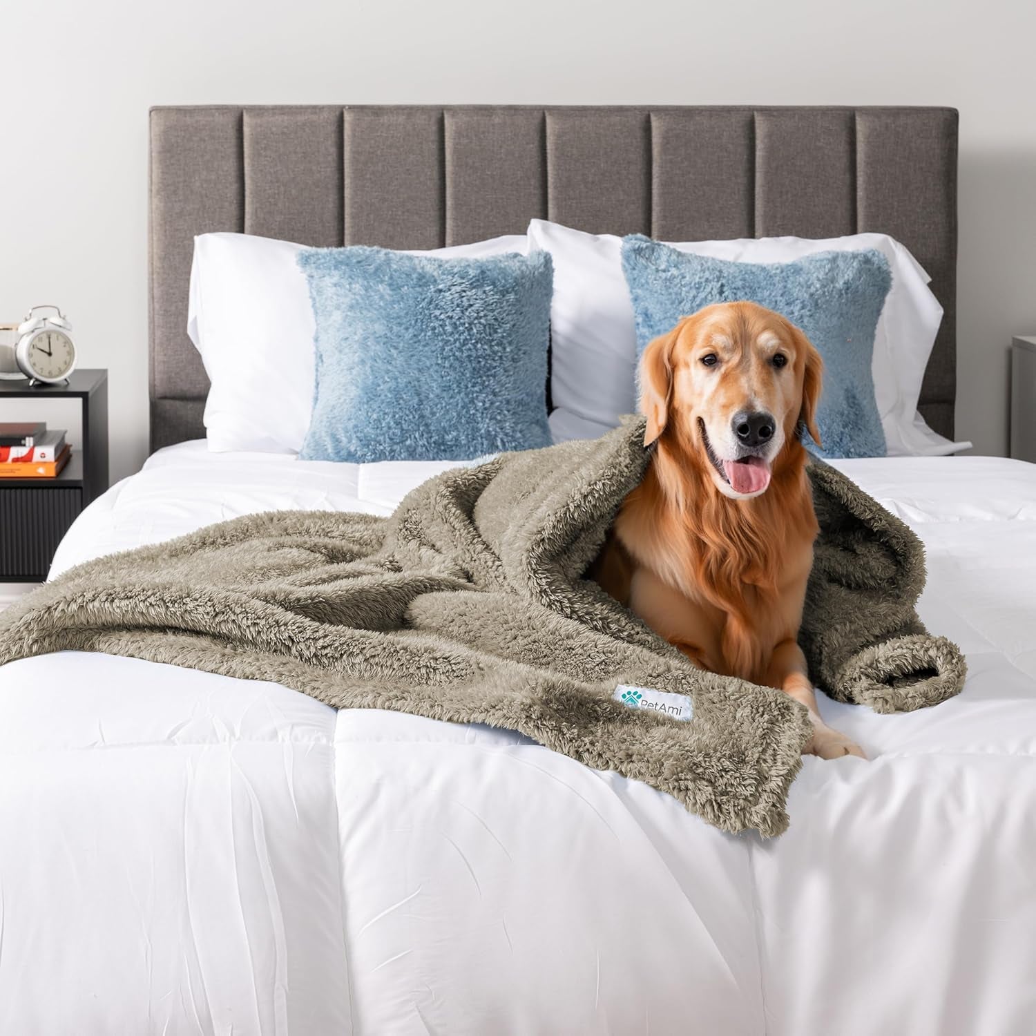 Fluffy Waterproof Dog Blanket for Bed Large Dogs, Soft Warm Pet Sherpa Throw Pee Proof Couch Cover, Reversible Cat Blanket Sofa Crate Kennel Protector, Washable Mat (Taupe Camel, 60X80).
